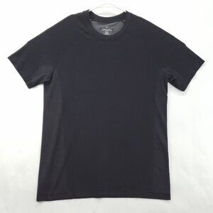 Fabletics T-Shirt Mens Large Black Nylon Short Sleeve Classic Crew Neck Pullover